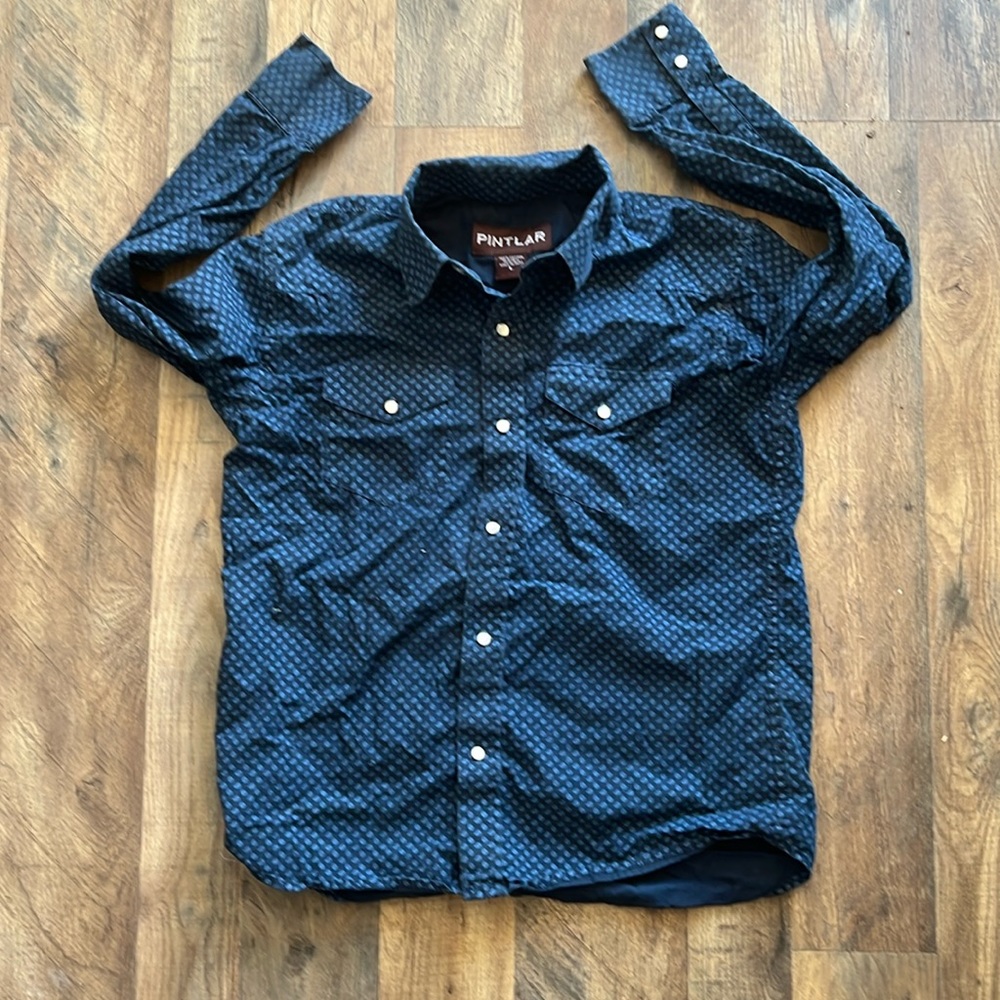 4/$20🥳 Pintlar boys button down size L
